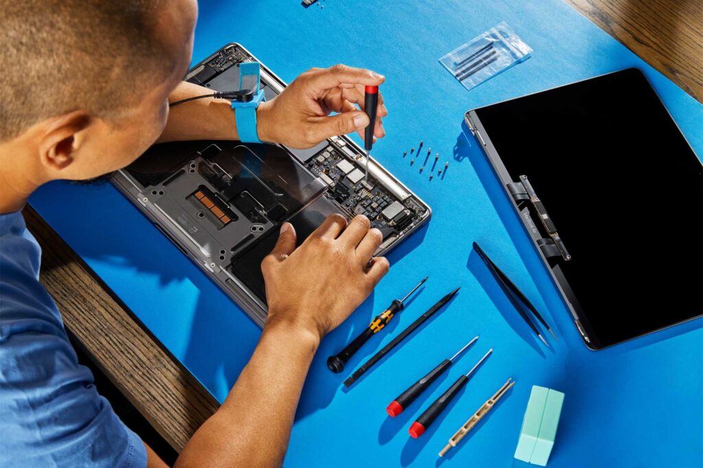4190611-0-85789000-1782747408-Apple-Self-Service-Mac-Repair-August-2022-hero.jpg